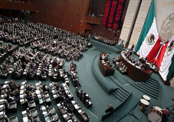 Ya es constitucional; Congreso aprueba reforma educativa