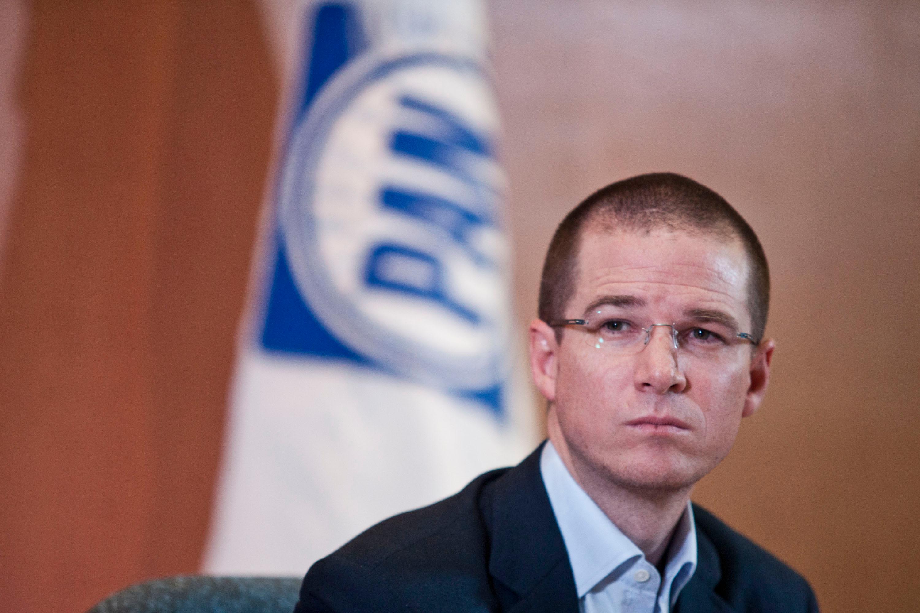 En Europa investigan a Anaya por red de lavado