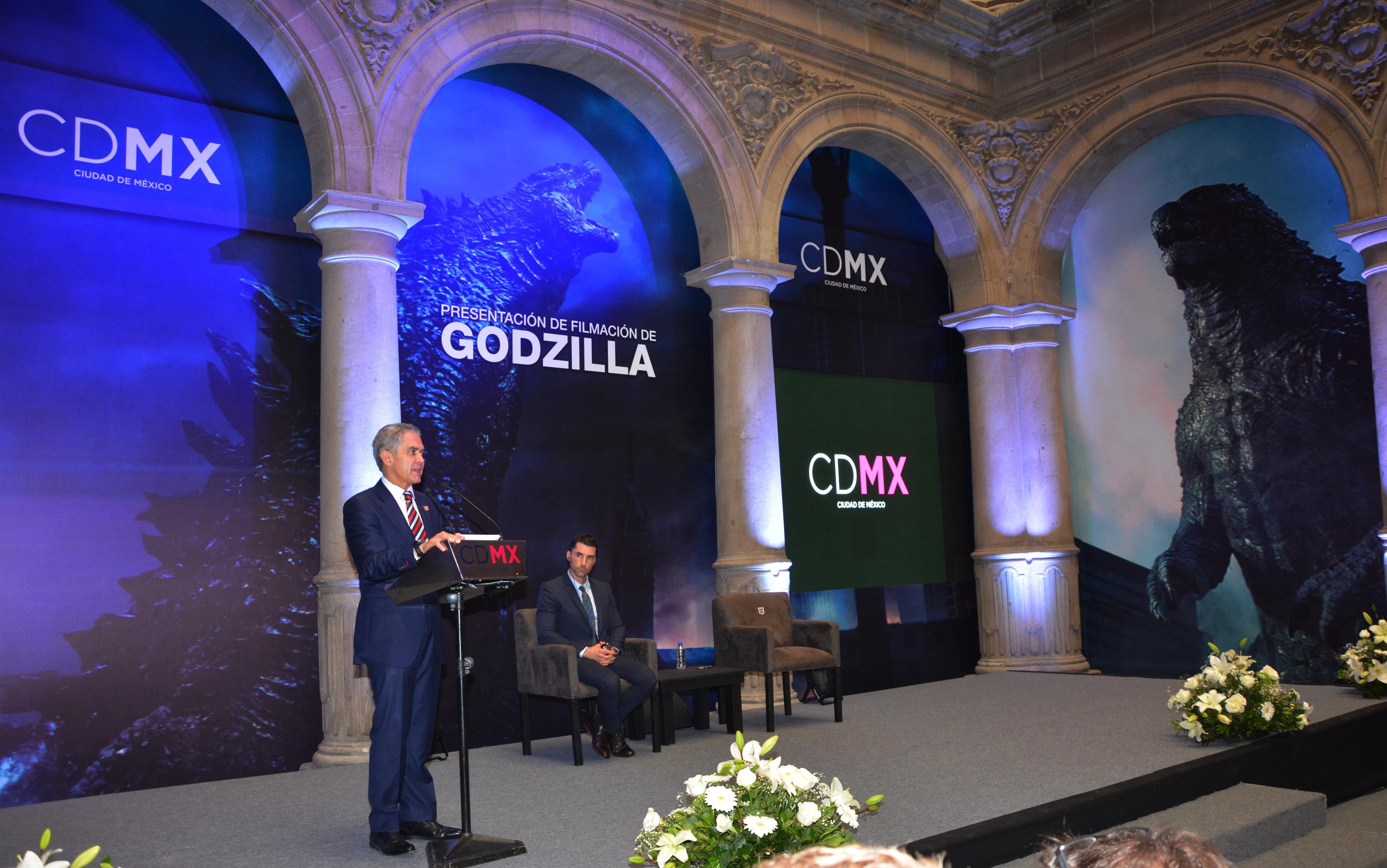 ¡Cuidado! Amenaza Godzilla con hacer más socavones en la CDMX