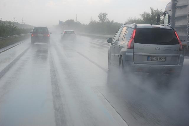 Accidentes viales incrementan hasta 20% con lluvias