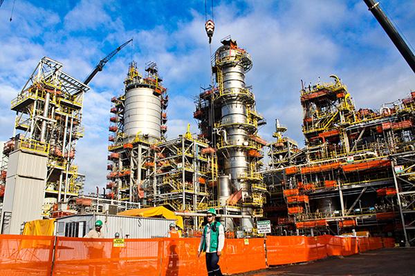 Alpek otorga línea de crédito por 60 mdd a M&G