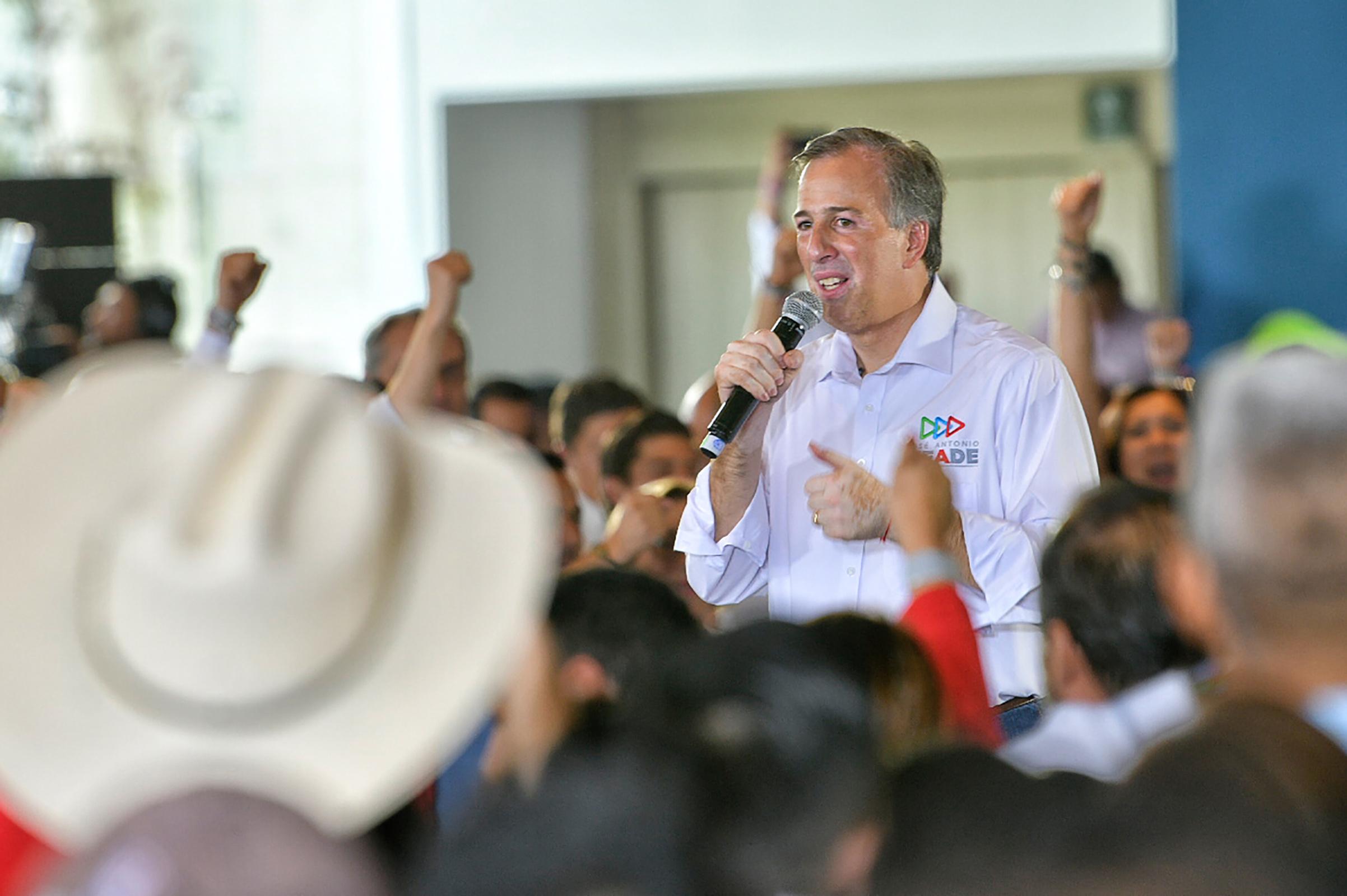 Bienvenidos quienes están a favor de las libertades: Meade a Zavala