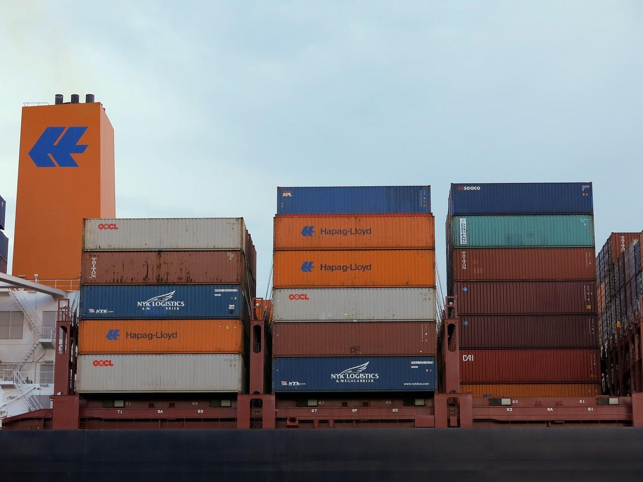 Se dispara el déficit comercial de EU en julio
