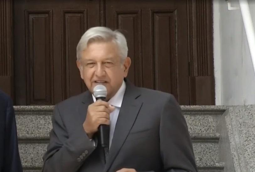 Muñoz Ledo, el encargado de ponerle la banda presidencia a AMLO