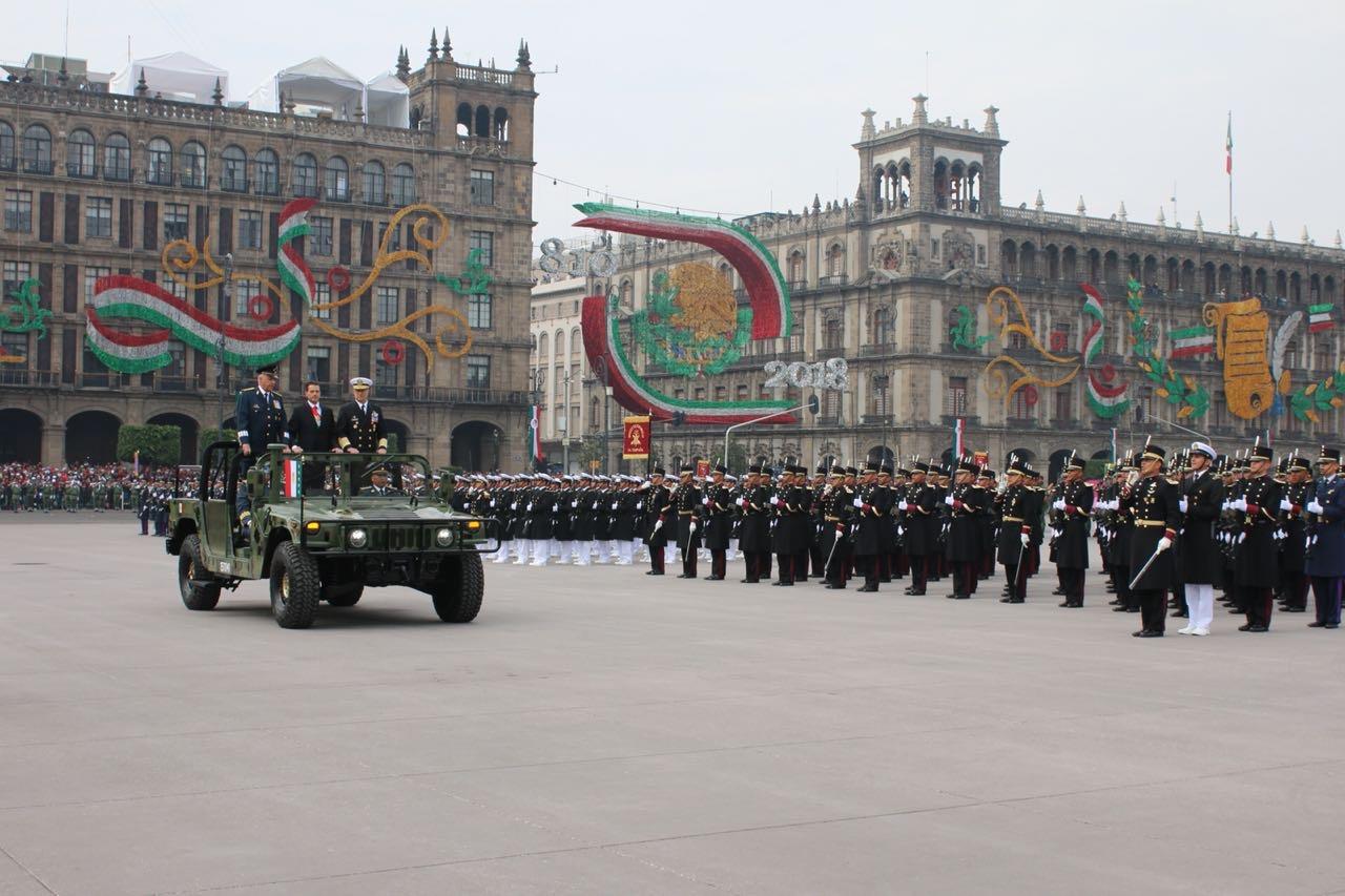 Se desarrolló desfile militar con motivo de la independencia de México
