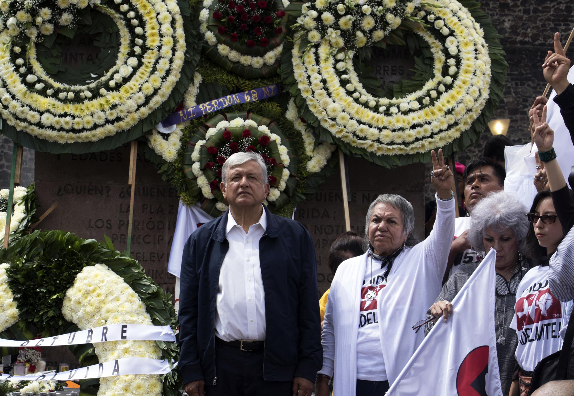 Promete AMLO no usar al Ejército para reprimir al pueblo