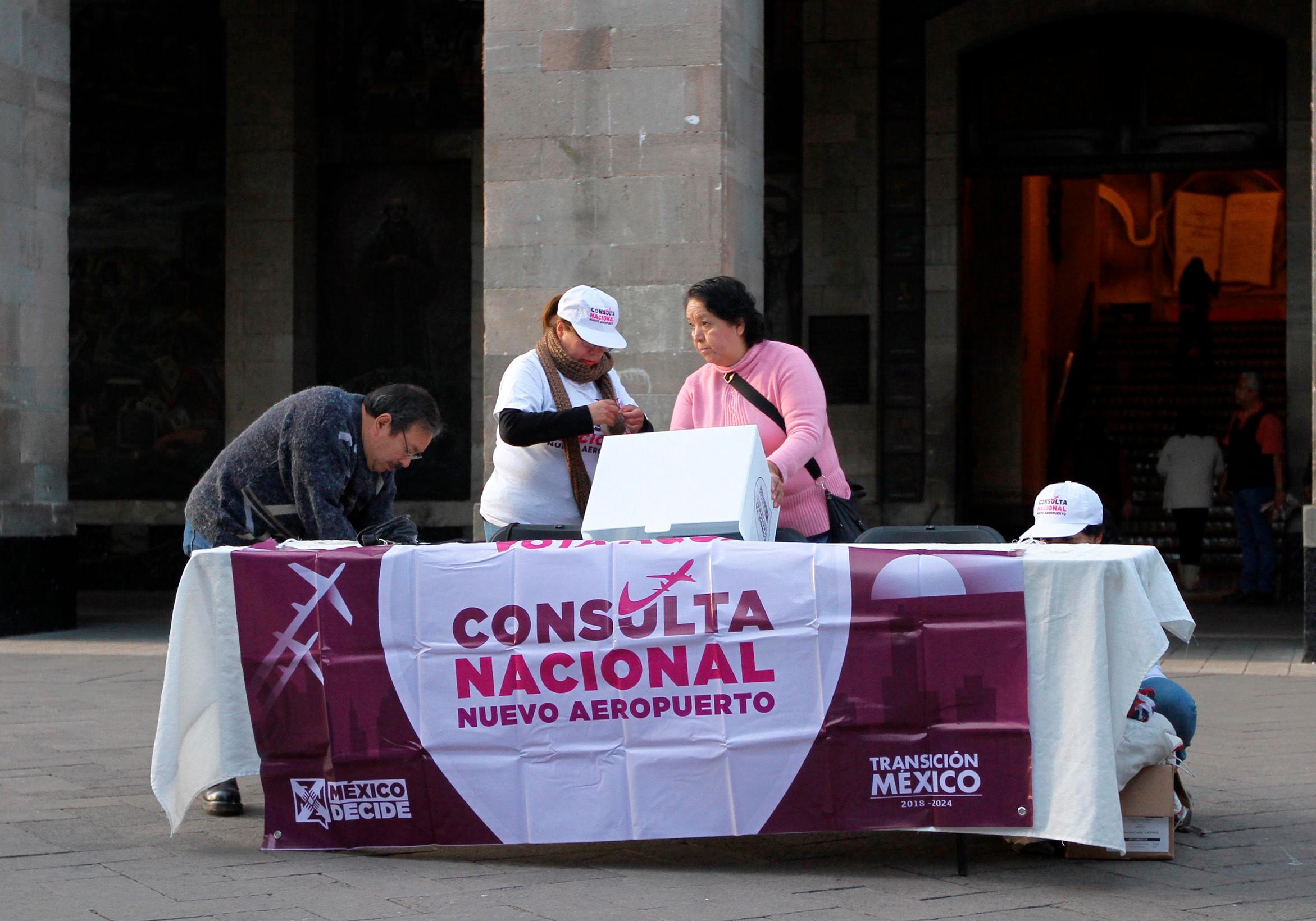 Reportan doble y hasta triple voto en consulta sobre el NAIM, revocación de mandato