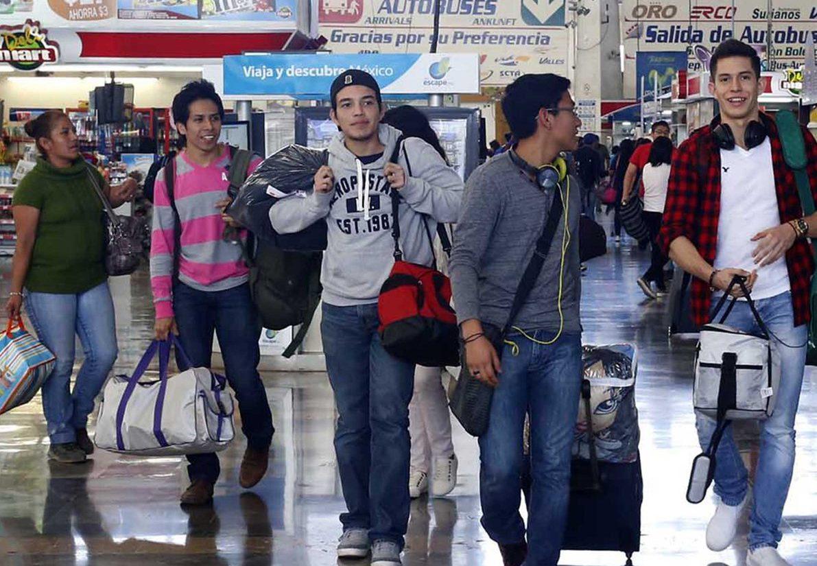 Descuento para estudiantes por vacaciones se mantienen hasta el 25 de agosto, becas