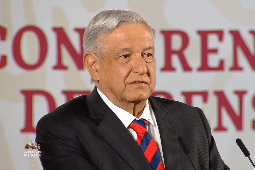 AMLO se reúne con miembros de Banxico; revisarán el remanente por la depreciación del peso