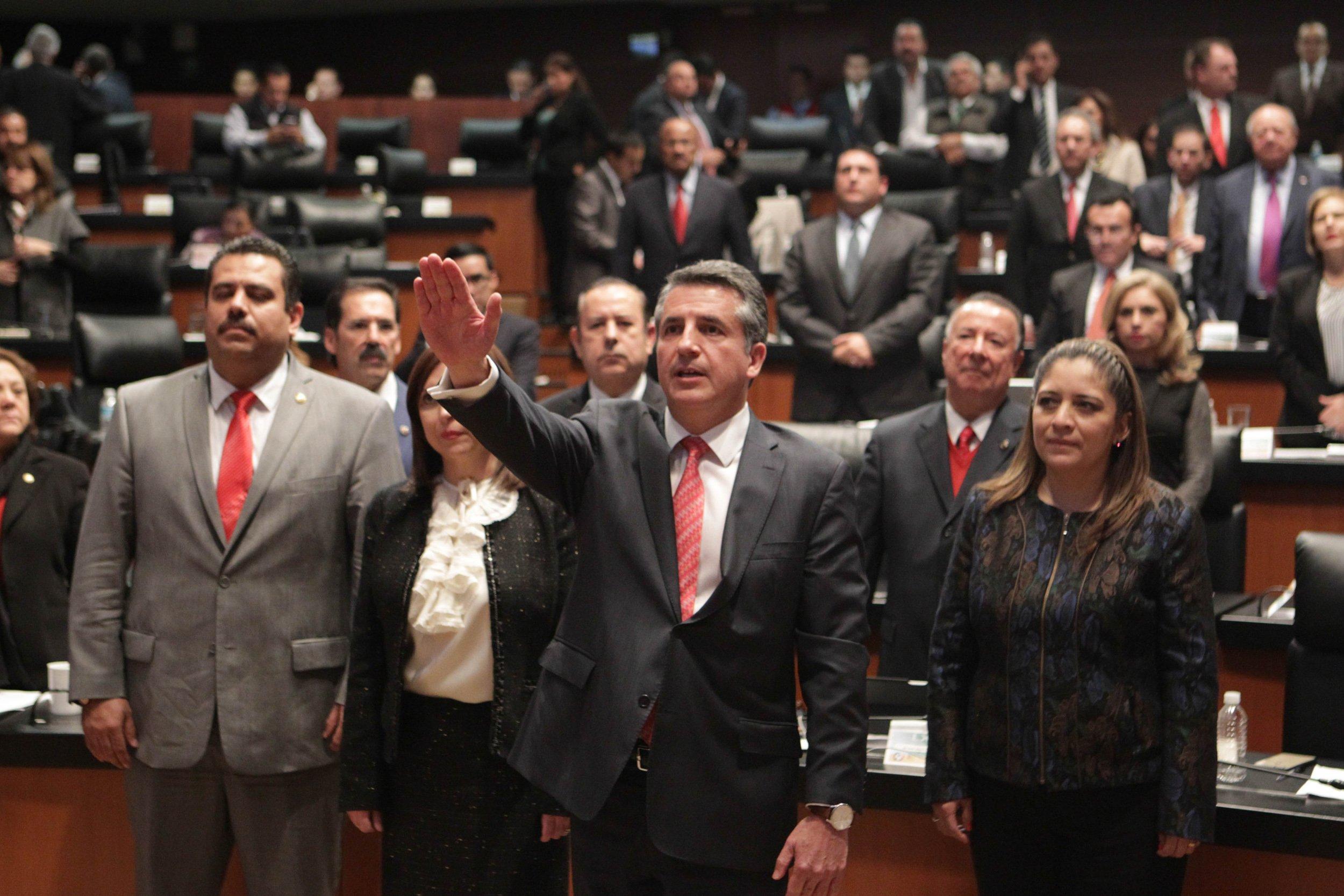 Julio Santaella, presidente del Inegi, dio positivo en prueba de COVID-19