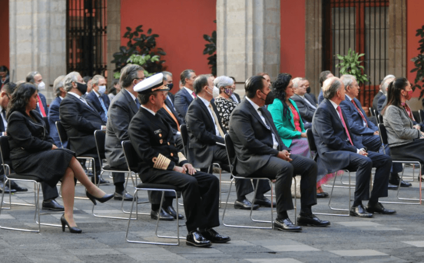 Puede que miembros del gabinete contiendan cargos en 2021, adelanta AMLO