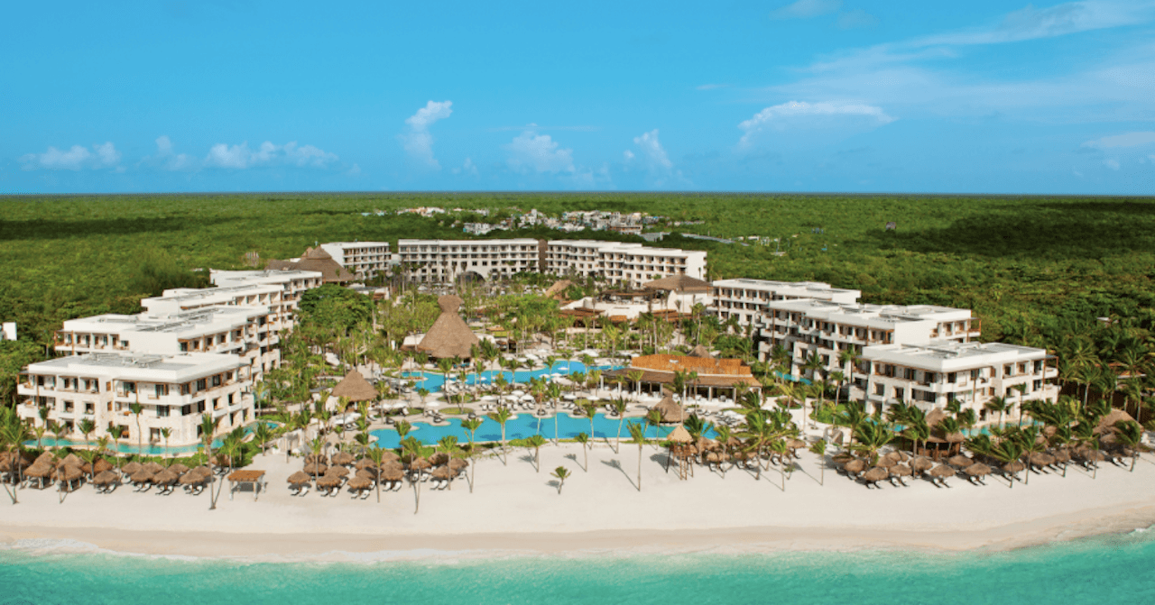 Hoteles de AMResorts / https://www.secretsresorts.com/