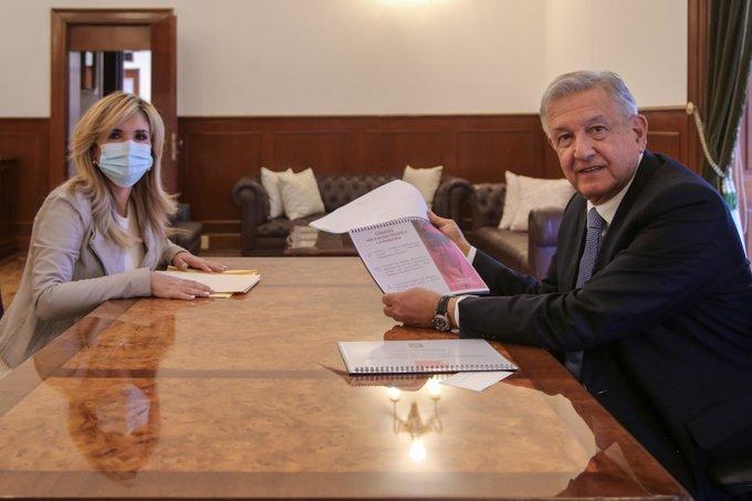 AMLO y Claudia Pavlovich revisan agenda de trabajo de Conago