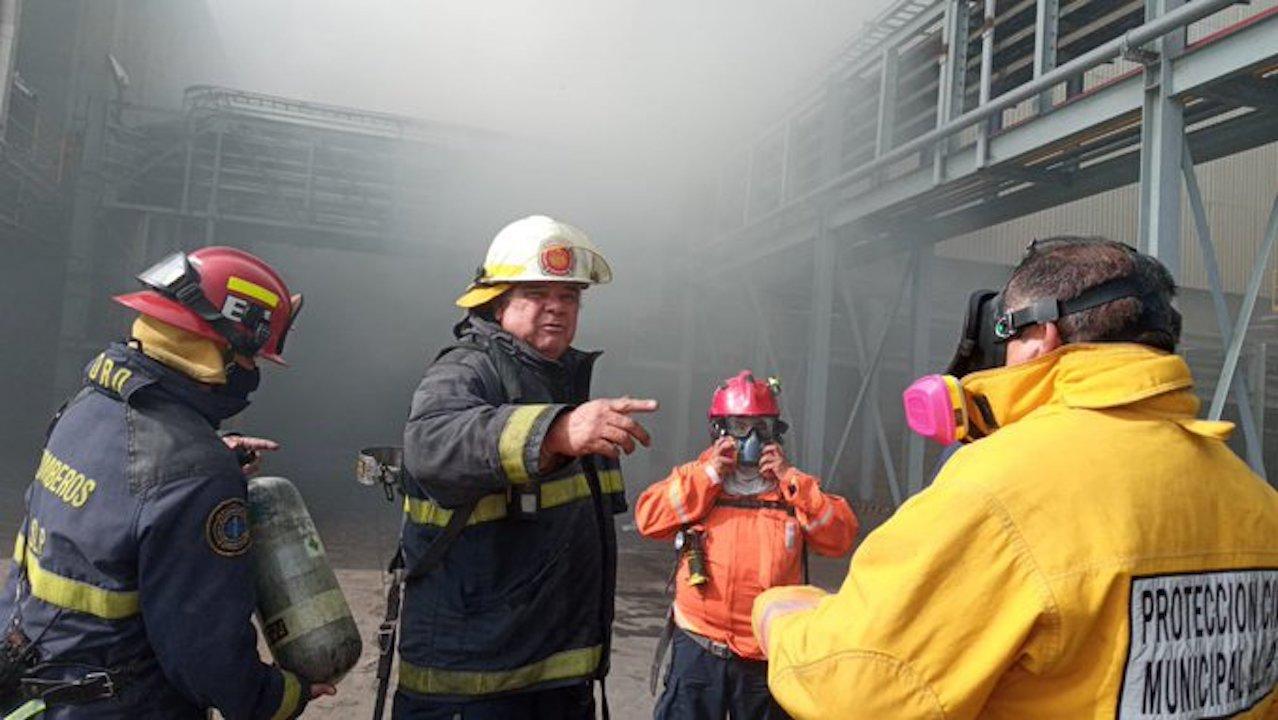 Incendio en planta de zinc de Industrial Minera México / @GobEdoSLP