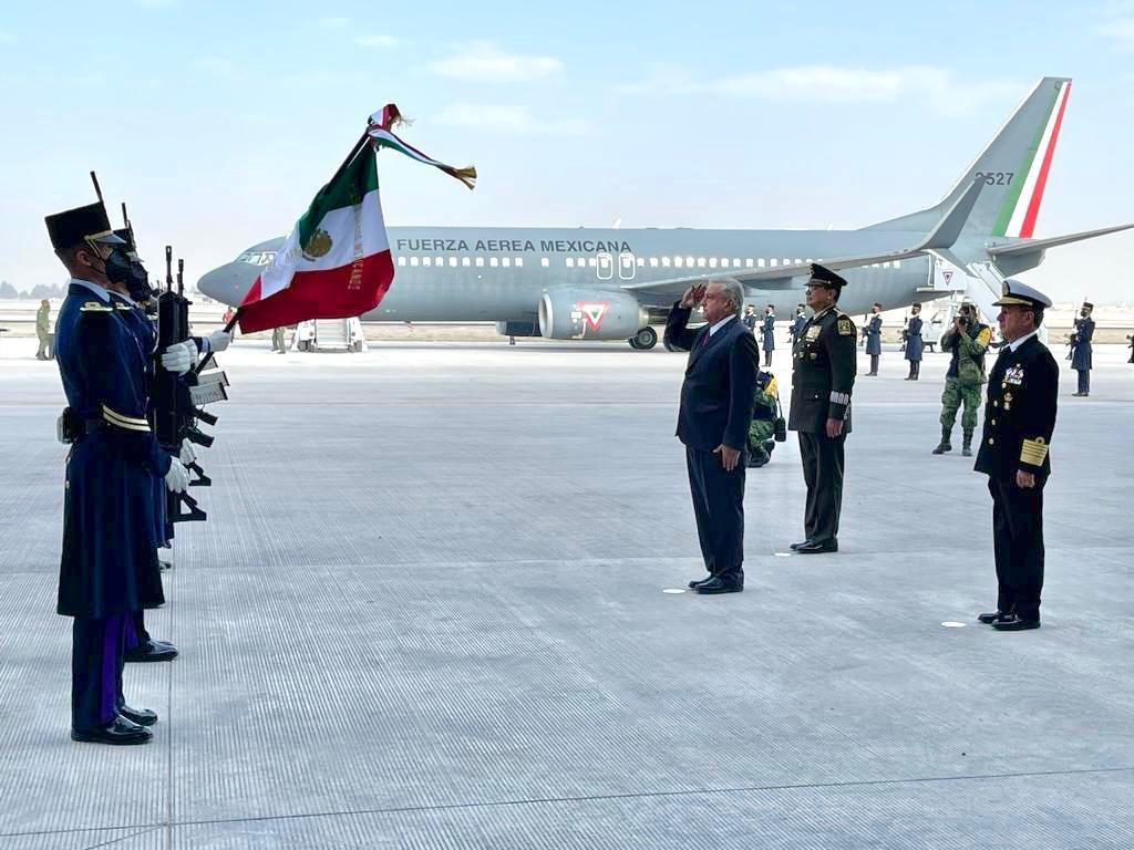 Inauguración de pista del Aeropuerto Felipe Ángeles en Santa Lucía, Edomex.