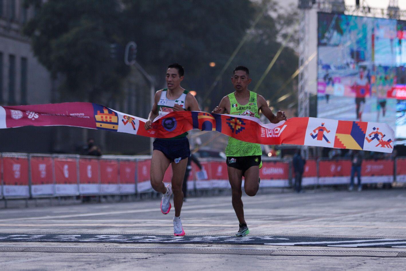 Ganadores mexicanos del Maratón de la CDMX 2021 / @MaratonCDMX