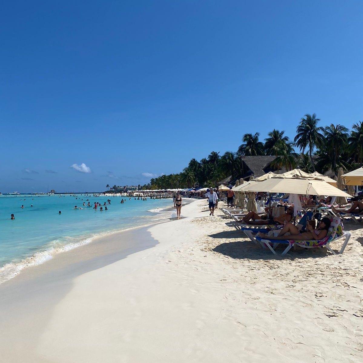 Playas de Cancún / @CarlosJoaquin