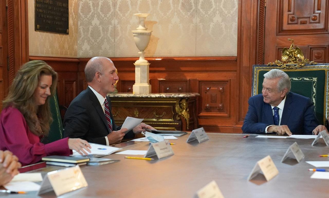 Directivos de AT&T visitan a AMLO / @lopezobrador_