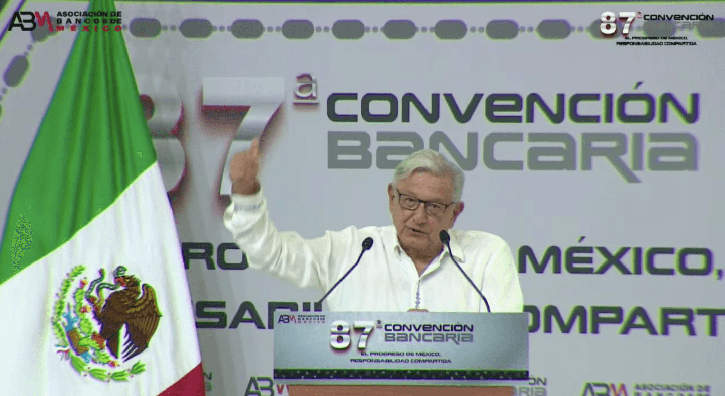 AMLO en la 87 Convención Bancaria