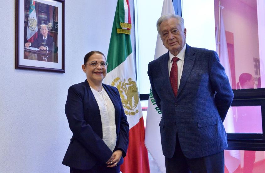Emilia Calleja y Manuel Bartlett / @CFEmx