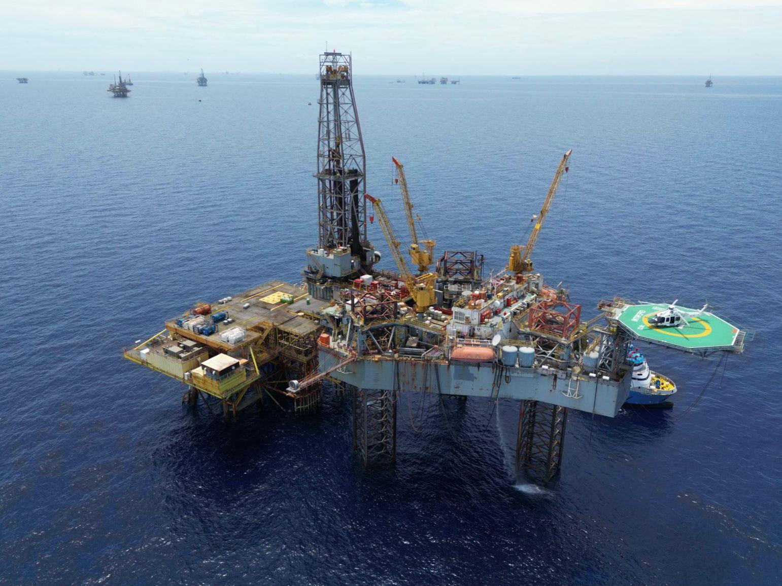 @Pemex