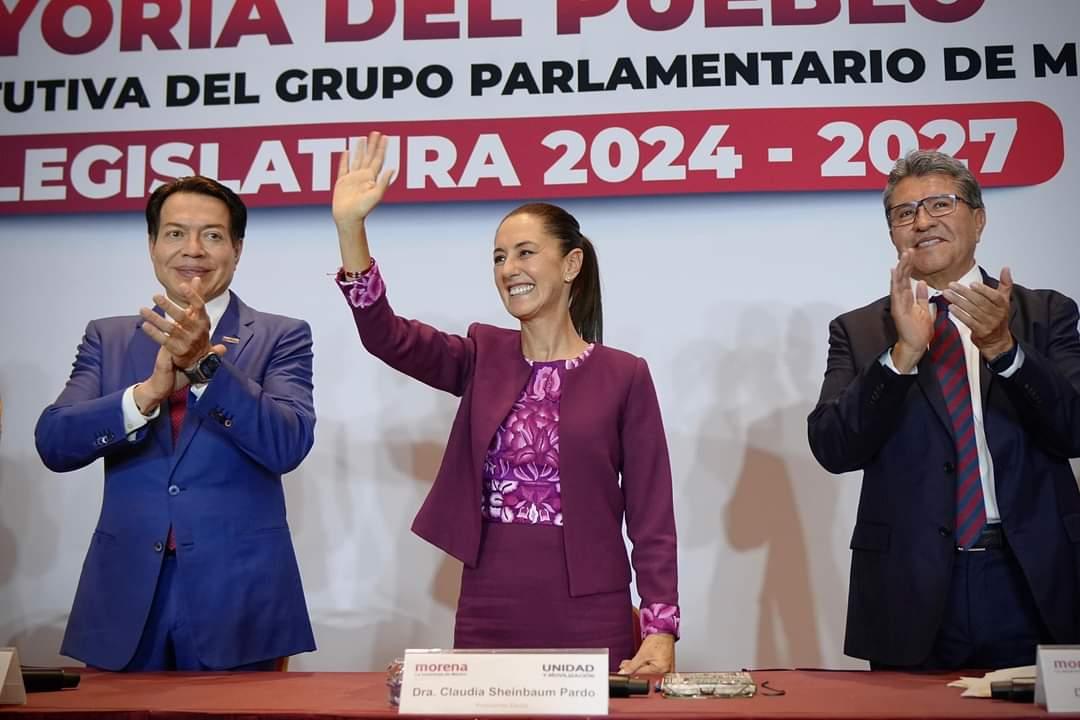 Al centro, Claudia Sheinbaum / @mario_delgado