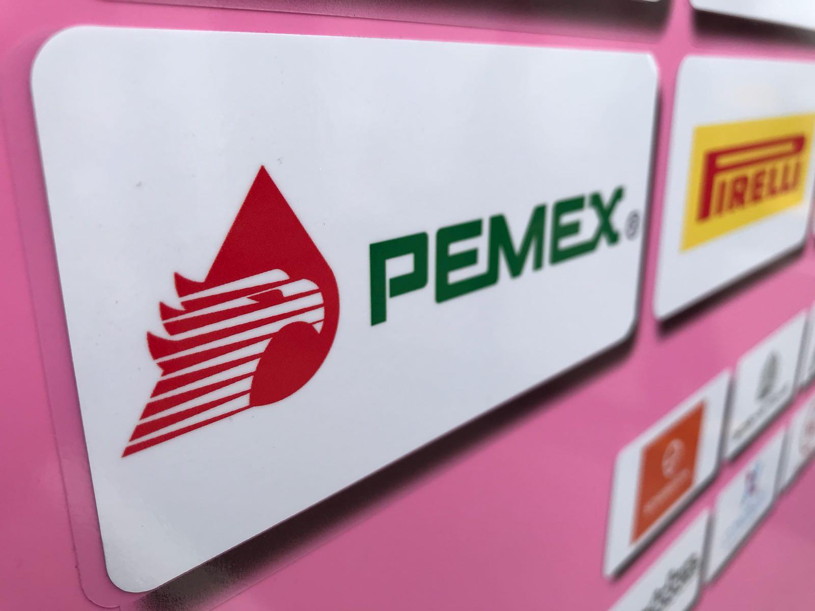 Pemex asigna cuatro cargamentos para importar crudo ligero