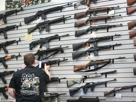 Arizona alista leyes más estrictas para control de armas