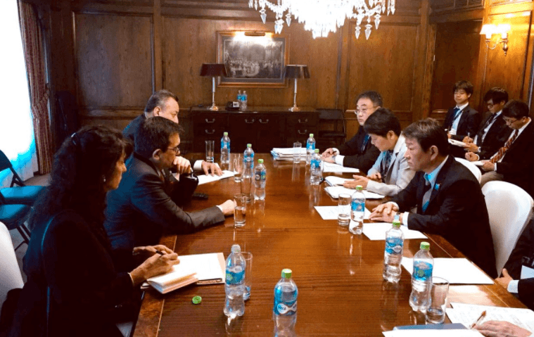 Guajardo se reúne con ministros de comercio previo a la firma del TPP-11
