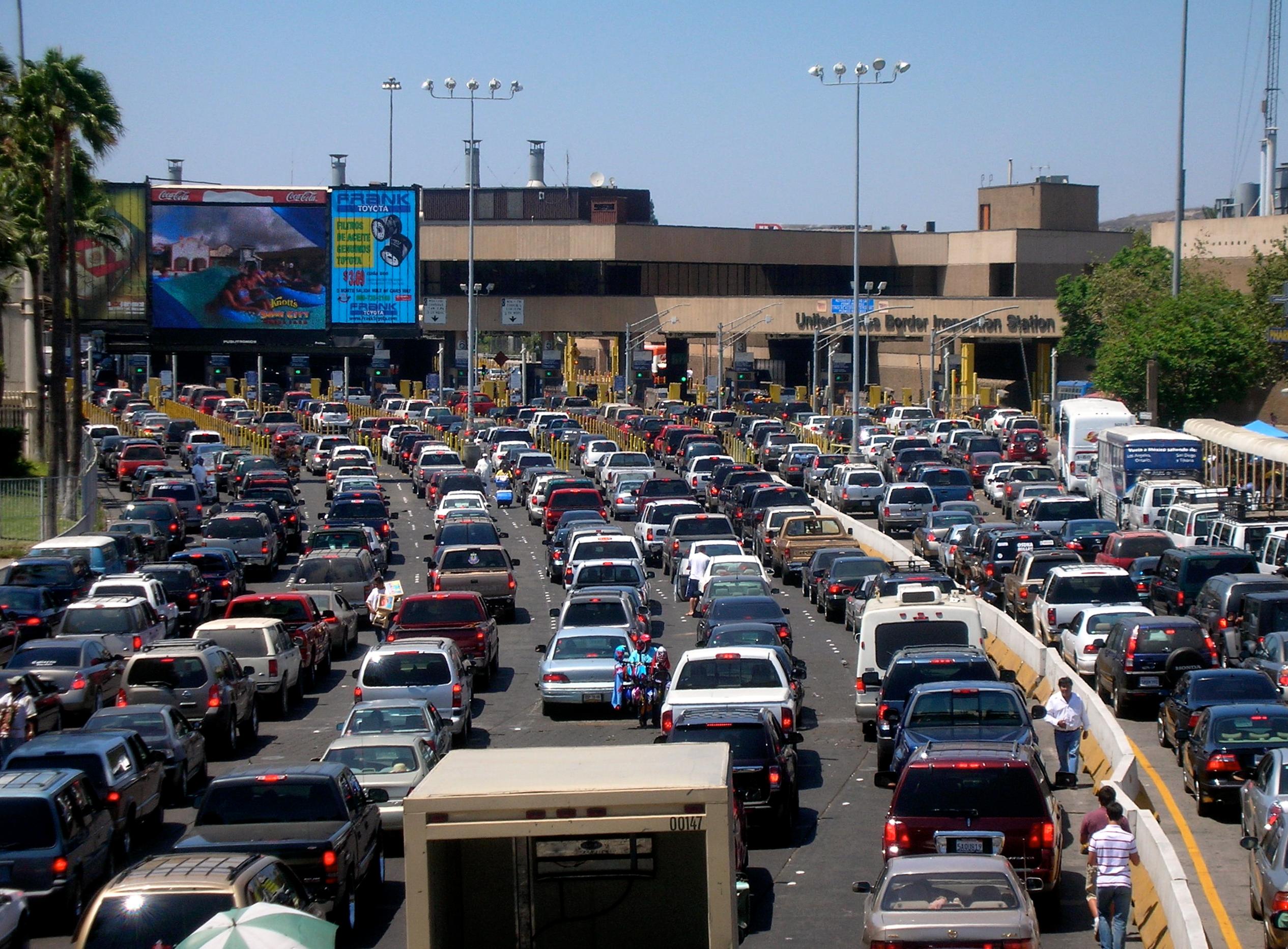 SCT contempla nuevo cruce en la frontera entre Tijuana y San Diego viajes