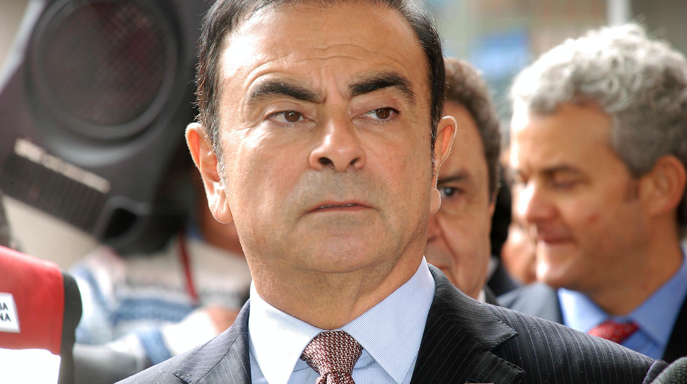 Acusa Carlos Ghosn a Nissan de haber conspirado en su contra