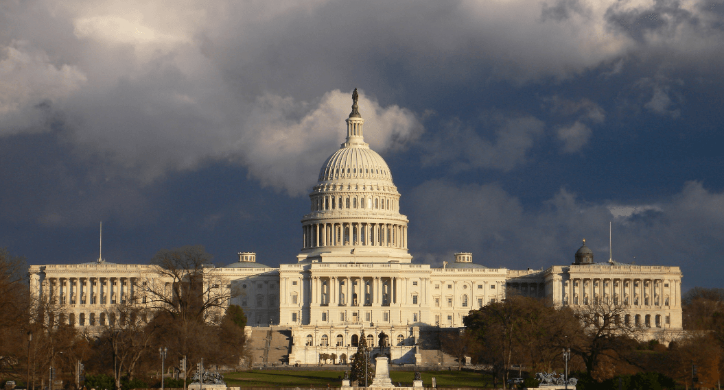 Despliegan Guardia Nacional para retomar Capitolio en Washington