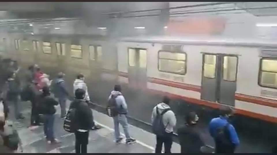 El metro de nuevo; reportan humo en estación Pantitlán