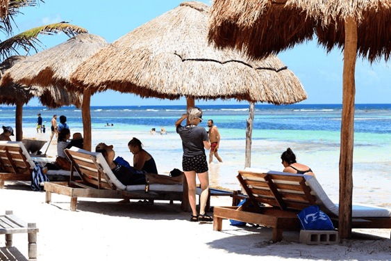 Gobierno de Quintana Roo pide cuidarse del COVID para impulsar recuperación turística
